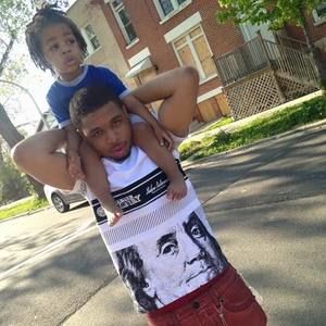 Meet your Posher, Derrick